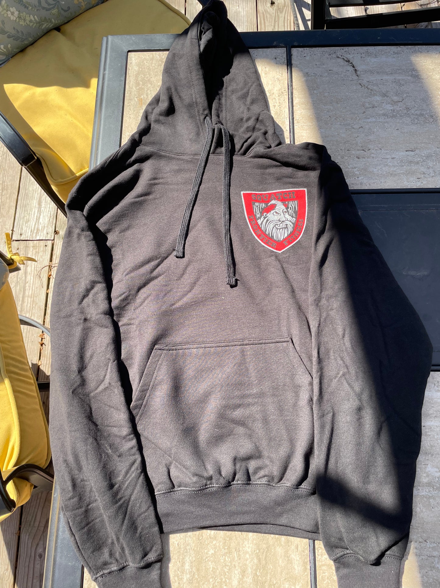 SQUATCH Basic Logo Sweater